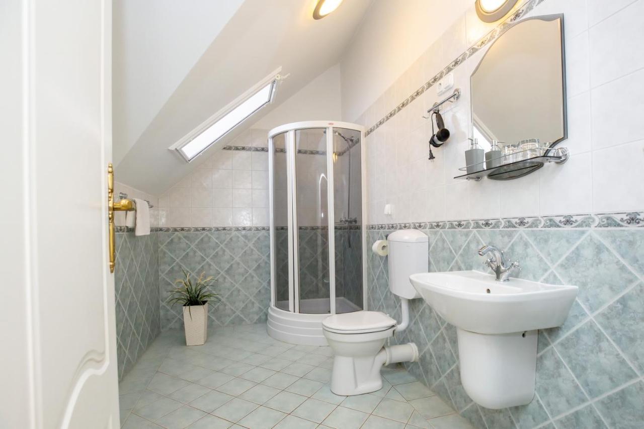 Villa Rosa Hajduszoboszlo Ngoại thất bức ảnh